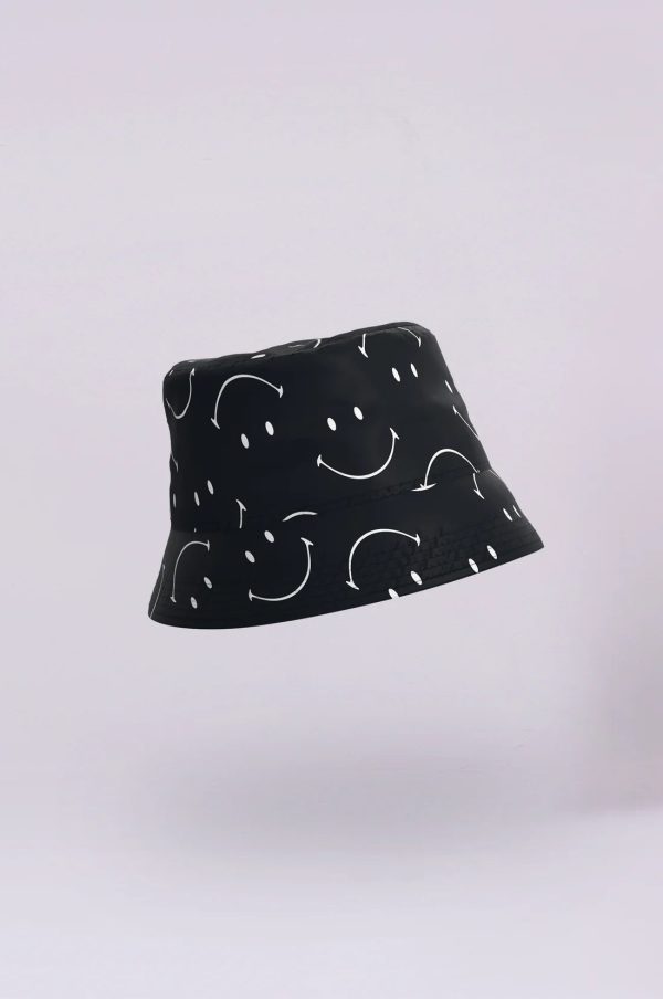 RK Classic Smiley Bucket Hat in Black Hot on Sale