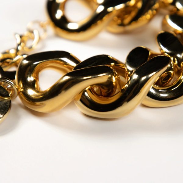 VBARONI Mini Flat Chain Bracelet in Gold Supply