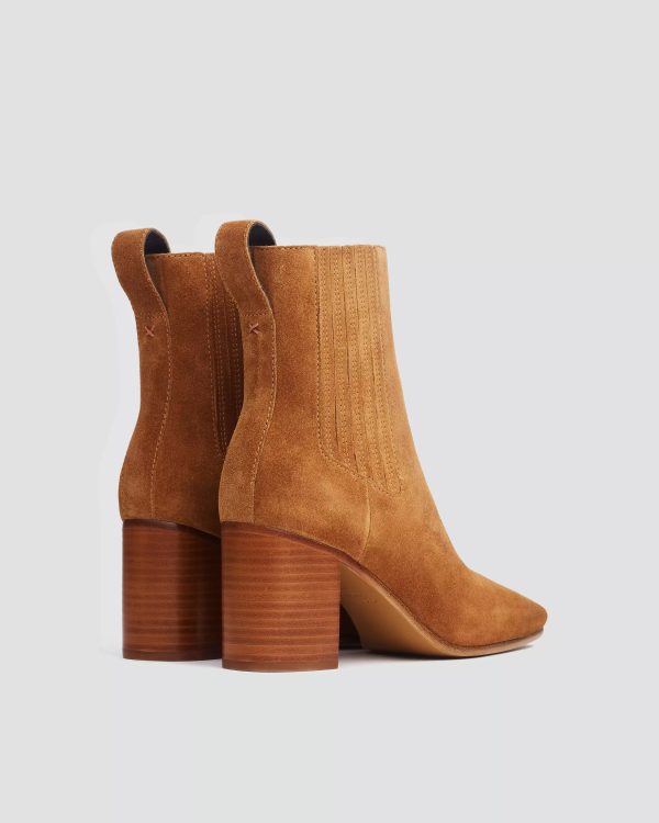 R&B Astra Chelsea Boots in Brown Hot on Sale