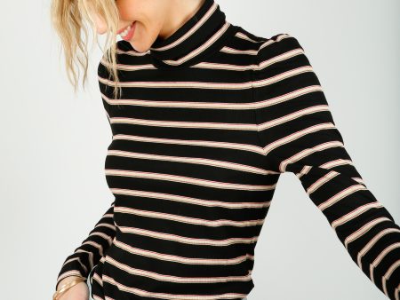 VB Cedar Turtleneck in Stripe Discount