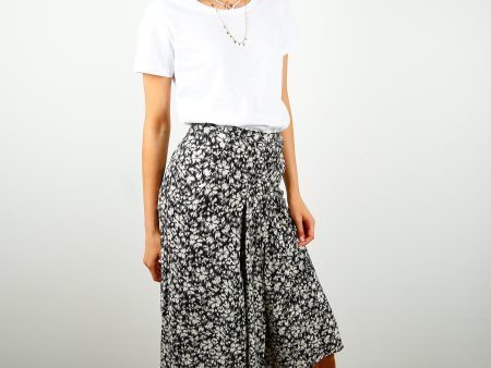 IM Eolia Skirt in Black, White For Cheap