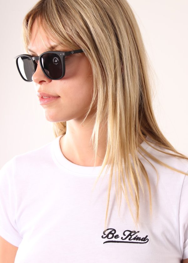 IZIPIZI Sunglasses #E in Black Hot on Sale