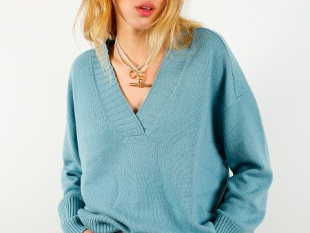 VK Natalie Relaxed V in Soft Teal Hot on Sale