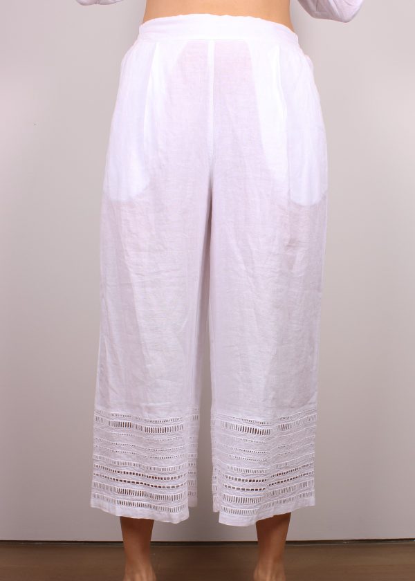 120% Lino V1W29CE Cropped Trousers in White Sale