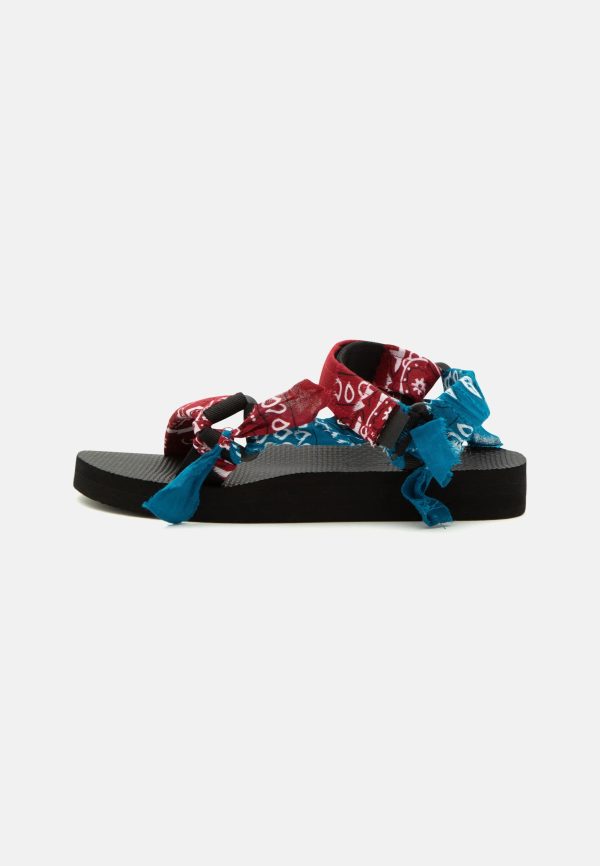 AL Trekky Bandana Sandal in Bigout Burgundy Sale